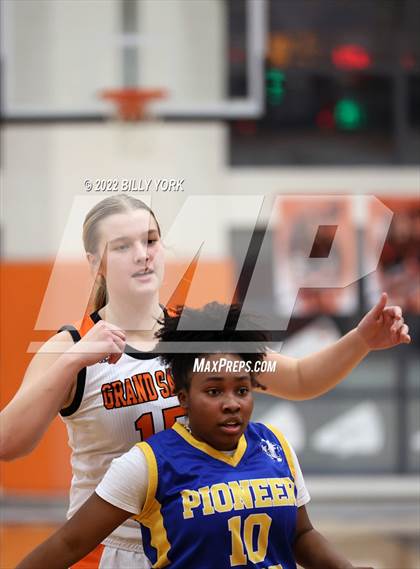 Thumbnail 1 in Grand Saline vs Pioneer Technology & Arts Academy photogallery.