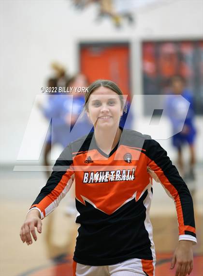 Thumbnail 2 in Grand Saline vs Pioneer Technology & Arts Academy photogallery.