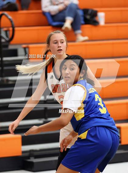 Thumbnail 3 in Grand Saline vs Pioneer Technology & Arts Academy photogallery.