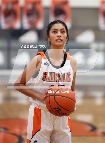 Thumbnail 2 in Grand Saline vs Pioneer Technology & Arts Academy photogallery.