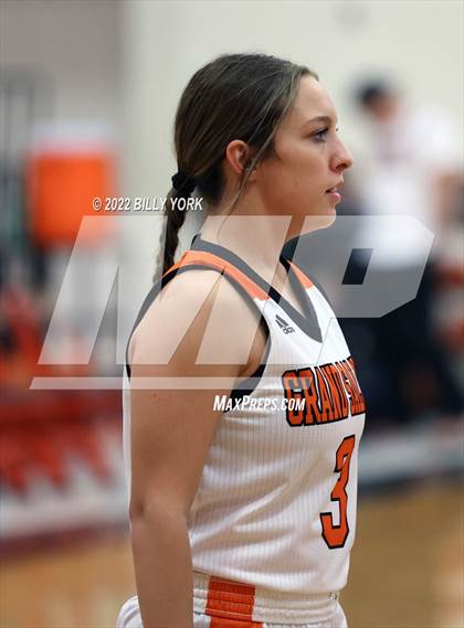 Thumbnail 2 in Grand Saline vs Pioneer Technology & Arts Academy photogallery.