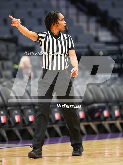 Thumbnail 1 in Mesa Verde vs. Ponderosa (@Golden One Center) photogallery.