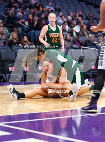 Thumbnail 3 in Mesa Verde vs. Ponderosa (@Golden One Center) photogallery.