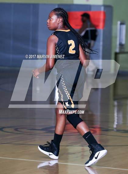 Thumbnail 2 in Cleveland vs. King/Drew (CIF LACS D2 Final) photogallery.