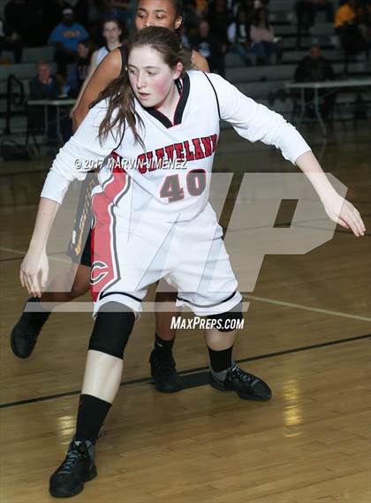 Thumbnail 3 in Cleveland vs. King/Drew (CIF LACS D2 Final) photogallery.