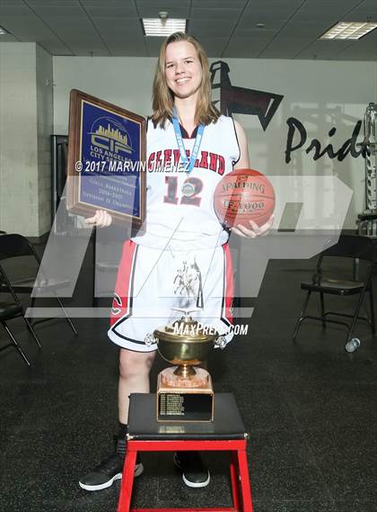 Thumbnail 3 in Cleveland vs. King/Drew (CIF LACS D2 Final) photogallery.
