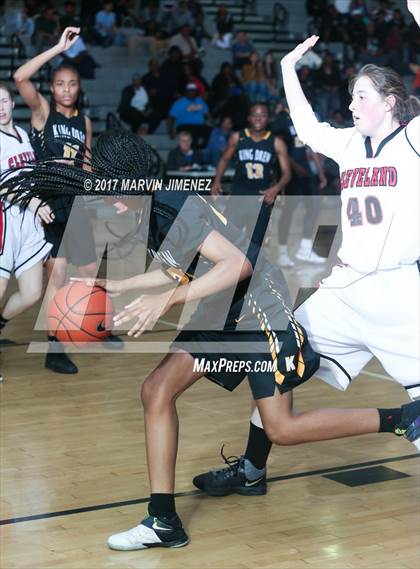 Thumbnail 2 in Cleveland vs. King/Drew (CIF LACS D2 Final) photogallery.