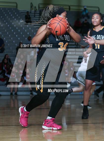 Thumbnail 1 in Cleveland vs. King/Drew (CIF LACS D2 Final) photogallery.