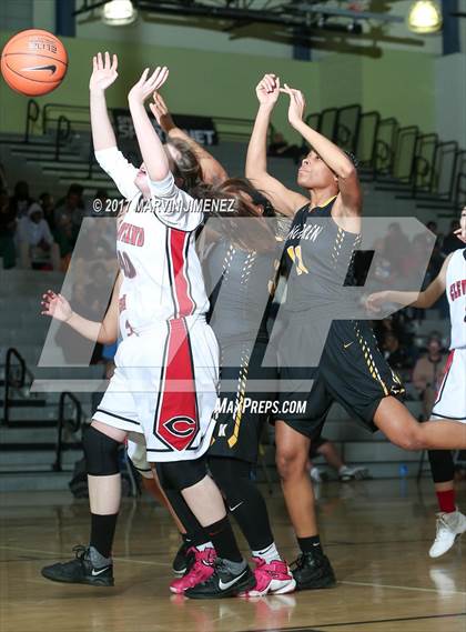 Thumbnail 3 in Cleveland vs. King/Drew (CIF LACS D2 Final) photogallery.