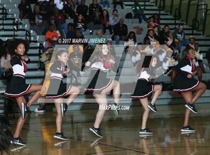Thumbnail 2 in Cleveland vs. King/Drew (CIF LACS D2 Final) photogallery.