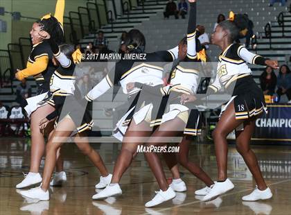 Thumbnail 2 in Cleveland vs. King/Drew (CIF LACS D2 Final) photogallery.