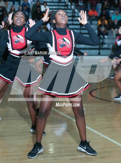 Thumbnail 1 in Cleveland vs. King/Drew (CIF LACS D2 Final) photogallery.