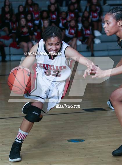 Thumbnail 3 in Cleveland vs. King/Drew (CIF LACS D2 Final) photogallery.
