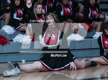 Thumbnail 2 in Cleveland vs. King/Drew (CIF LACS D2 Final) photogallery.