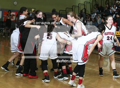 Thumbnail 2 in Cleveland vs. King/Drew (CIF LACS D2 Final) photogallery.