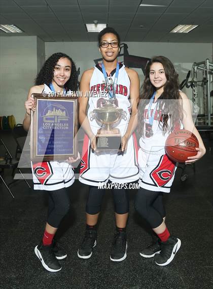Thumbnail 2 in Cleveland vs. King/Drew (CIF LACS D2 Final) photogallery.