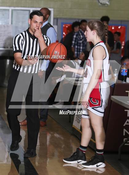 Thumbnail 1 in Cleveland vs. King/Drew (CIF LACS D2 Final) photogallery.