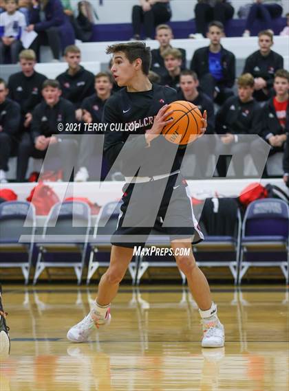 Thumbnail 3 in Hillcrest vs. Farmington (Charger Tourney of Champions) photogallery.