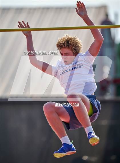 Thumbnail 3 in Eagle No Tax Relays (Pole Vault) photogallery.