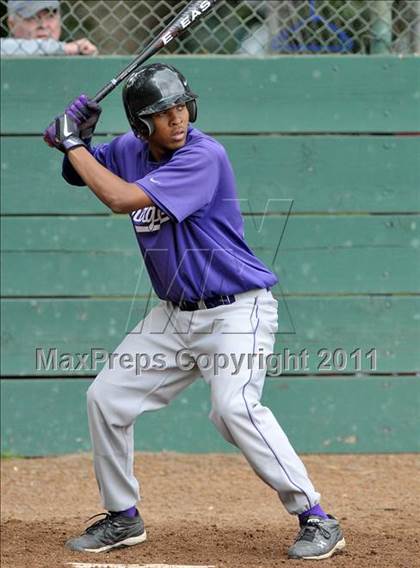 Thumbnail 3 in McClatchy vs. Sacramento (Land Park Easter Tournament) photogallery.