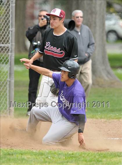 Thumbnail 3 in McClatchy vs. Sacramento (Land Park Easter Tournament) photogallery.