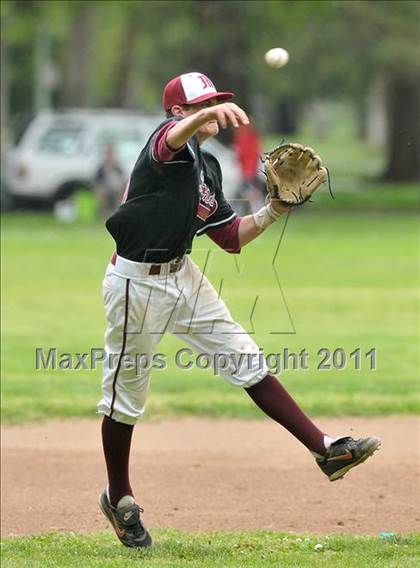 Thumbnail 3 in McClatchy vs. Sacramento (Land Park Easter Tournament) photogallery.