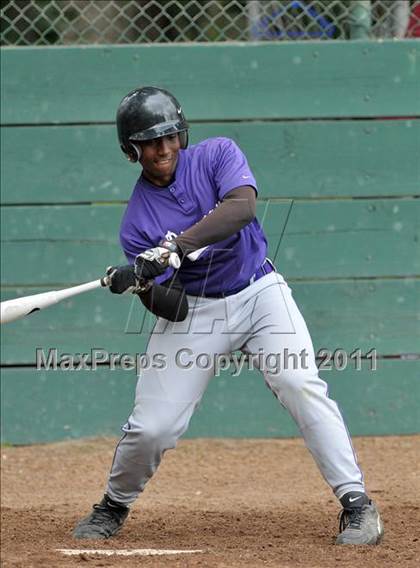 Thumbnail 1 in McClatchy vs. Sacramento (Land Park Easter Tournament) photogallery.