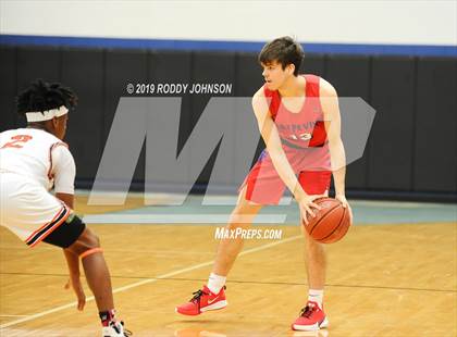 Thumbnail 1 in Grapevine vs. Fort Bend Bush (McDonald's Texas Invitational) photogallery.
