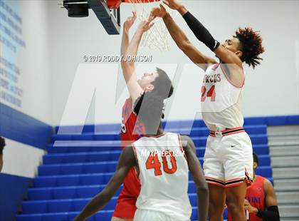 Thumbnail 1 in Grapevine vs. Fort Bend Bush (McDonald's Texas Invitational) photogallery.