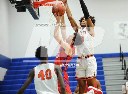 Thumbnail 3 in Grapevine vs. Fort Bend Bush (McDonald's Texas Invitational) photogallery.