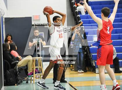Thumbnail 3 in Grapevine vs. Fort Bend Bush (McDonald's Texas Invitational) photogallery.
