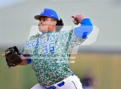 Thumbnail 3 in McCallum vs. Akins (AISD Tournament) photogallery.