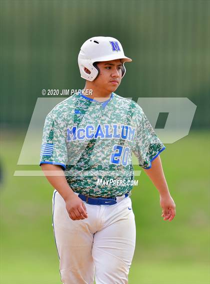 Thumbnail 2 in McCallum vs. Akins (AISD Tournament) photogallery.