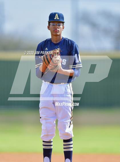 Thumbnail 3 in McCallum vs. Akins (AISD Tournament) photogallery.