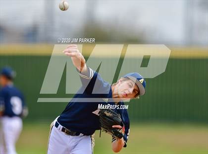 Thumbnail 2 in McCallum vs. Akins (AISD Tournament) photogallery.