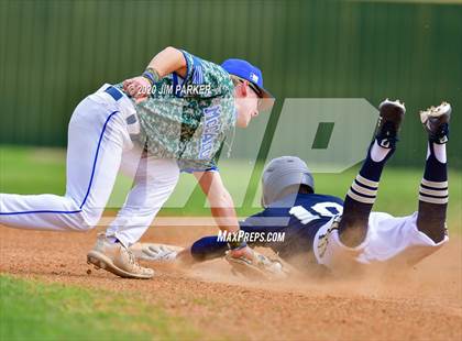 Thumbnail 2 in McCallum vs. Akins (AISD Tournament) photogallery.