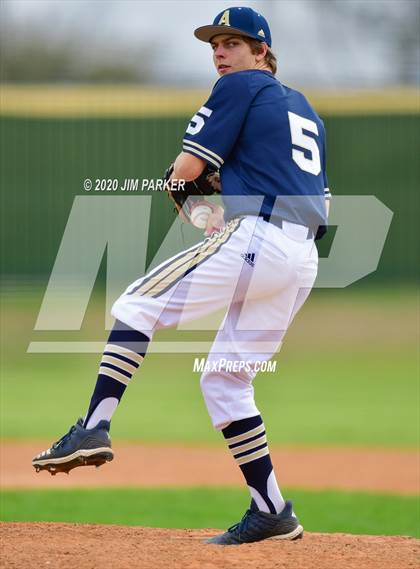 Thumbnail 3 in McCallum vs. Akins (AISD Tournament) photogallery.