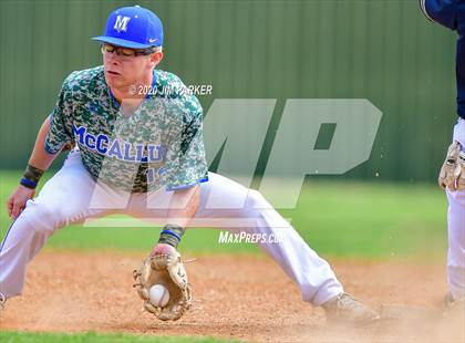 Thumbnail 3 in McCallum vs. Akins (AISD Tournament) photogallery.