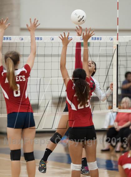 Thumbnail 2 in Escondido Adventist Academy vs Montgomery (CIF SDS D4 Final) photogallery.