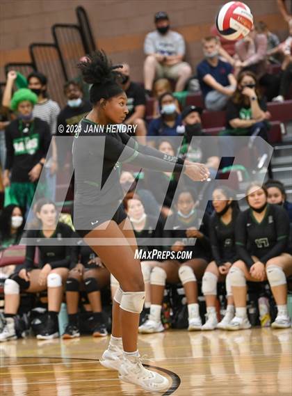 Thumbnail 2 in Liberty vs. Rancho (3A State Championship) photogallery.