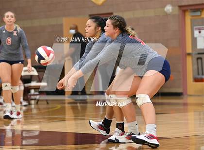 Thumbnail 2 in Liberty vs. Rancho (3A State Championship) photogallery.