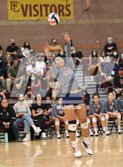 Thumbnail 2 in Liberty vs. Rancho (3A State Championship) photogallery.