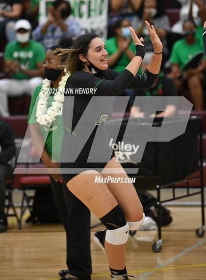 Thumbnail 2 in Liberty vs. Rancho (3A State Championship) photogallery.