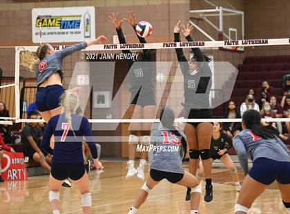 Thumbnail 2 in Liberty vs. Rancho (3A State Championship) photogallery.