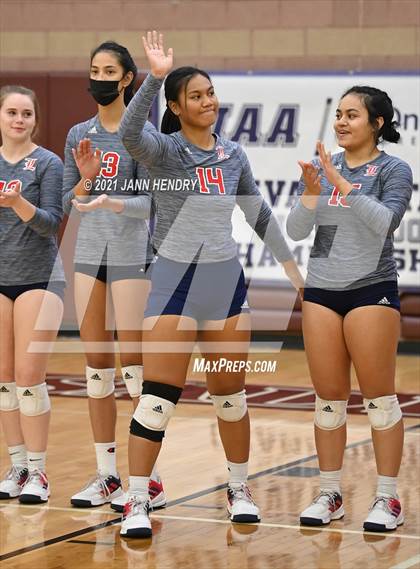 Thumbnail 2 in Liberty vs. Rancho (3A State Championship) photogallery.
