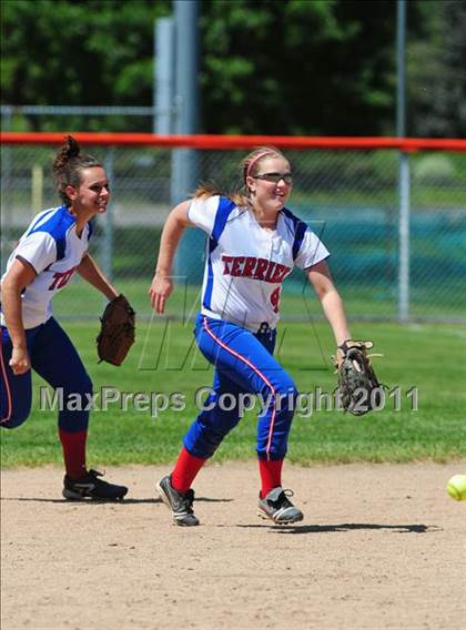 Thumbnail 1 in Tolland @ Rocky Hill (CIAC Class M Quarterfinal) photogallery.