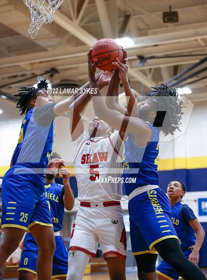 Thumbnail 2 in Shaw vs. Garfield Heights photogallery.