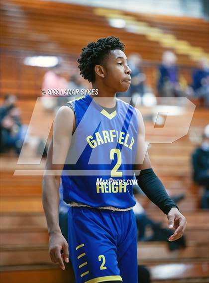 Thumbnail 1 in Shaw vs. Garfield Heights photogallery.