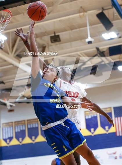 Thumbnail 2 in Shaw vs. Garfield Heights photogallery.