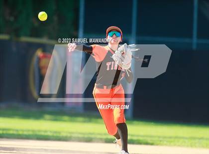 Thumbnail 2 in Lincoln @ Taft (CIF LACS DII Quarterfinals) photogallery.